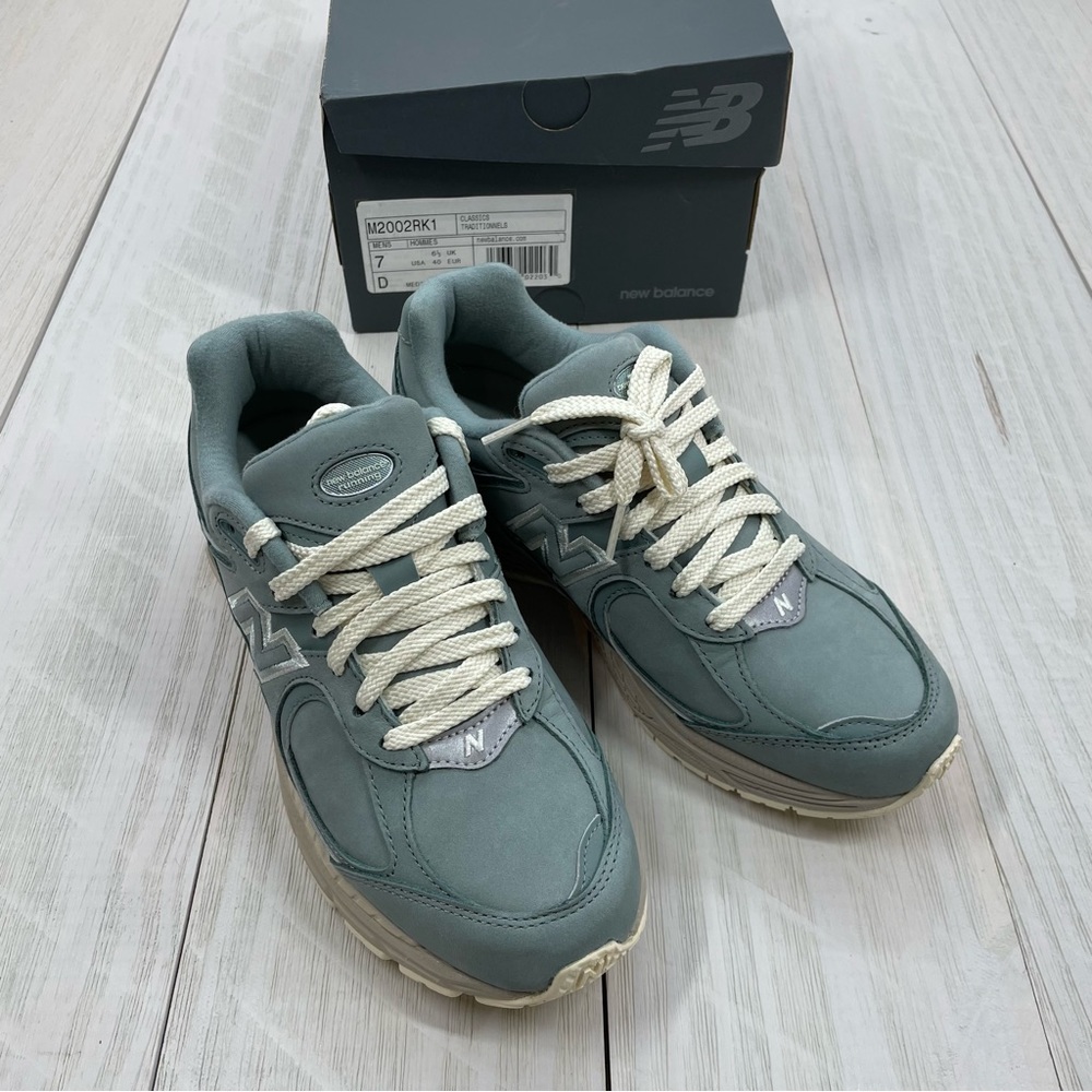 New Balance 2002R Kith Pistachio Running Shoes Sneakers Men’s size 7